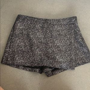 Aqua Skort black and silver Size S